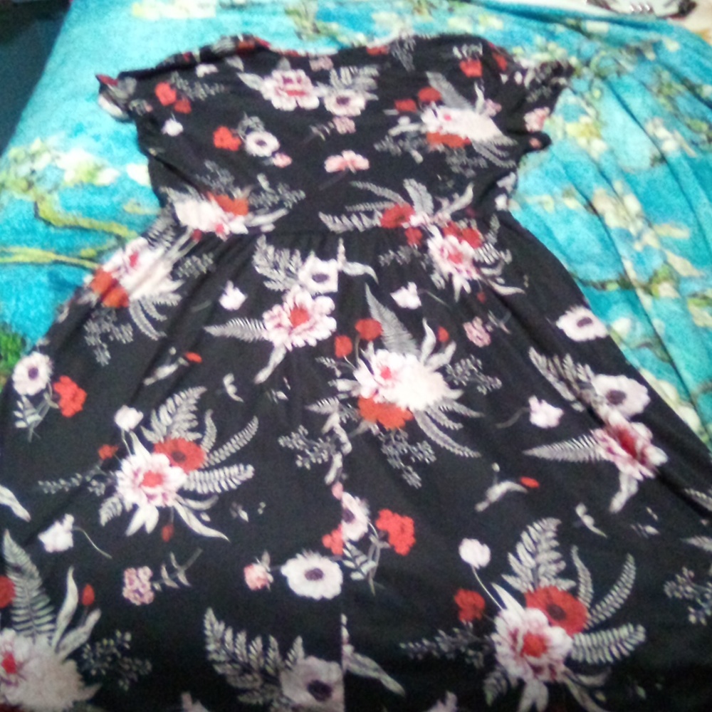 Ouges Black Floral Wrap Dress Size L. - image 2